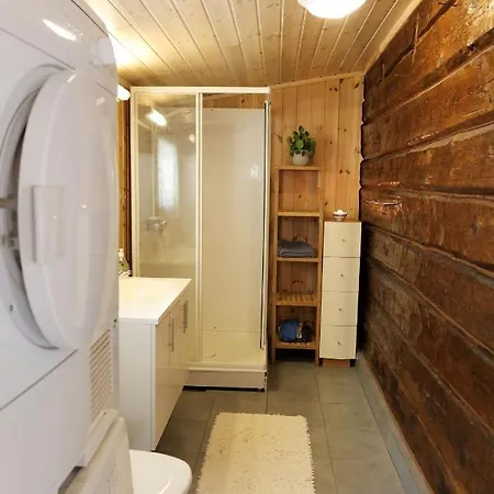 Holiday home Det Hvite Hus Feda