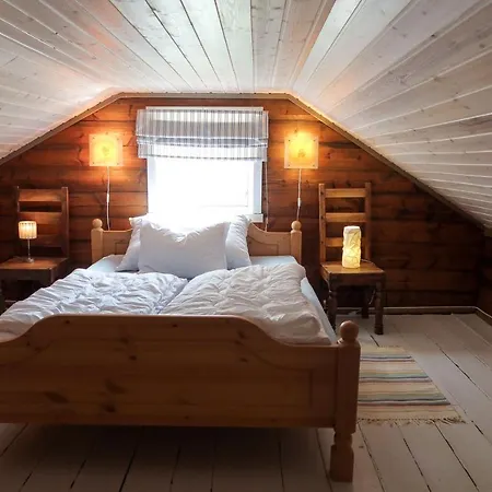 Holiday home Det Hvite Hus Feda