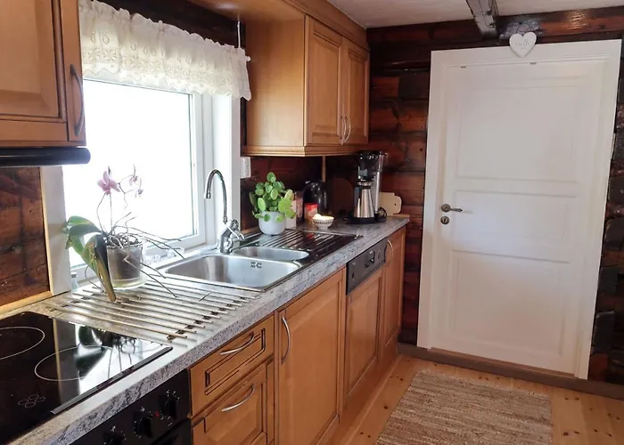 Det Hvite Hus * Feda