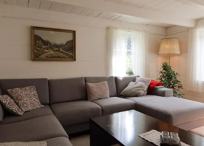 Det Hvite Hus Casa de Férias Feda